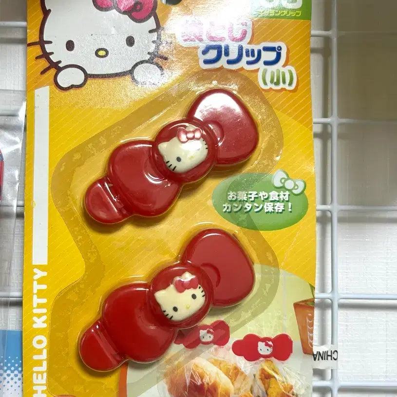 [BUNJANG] Sanrio Classic Kitty Ribbon Bread Clip / 고전키티 리본 빵 클립
