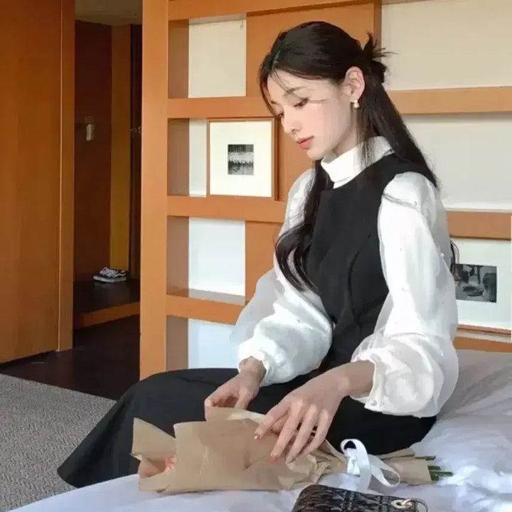 [BUNJANG] Aknyeo Diary Organza Pearl Puff Sleeve Blouse / 악녀일기 오간자 진주 퍼프 블라우스 새상품