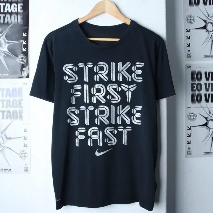 [BUNJANG] Nike Kobe Bryant Limited Edition T-Shirt / (L) 나이키 반팔 티셔츠 코비브라이언트 한정판 에이징-759E