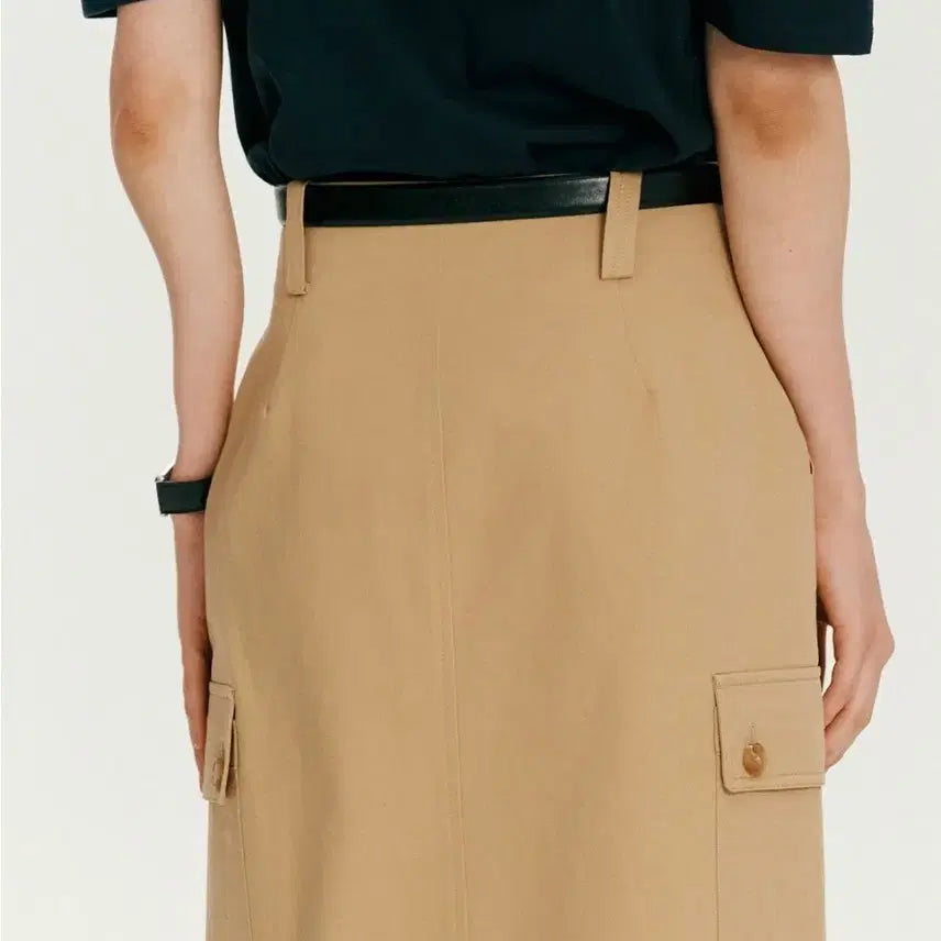 [BUNJANG] BEMUSE MANSION Slit Hem Skirt / BEMUSE MANSION 비뮤즈맨션 스커트