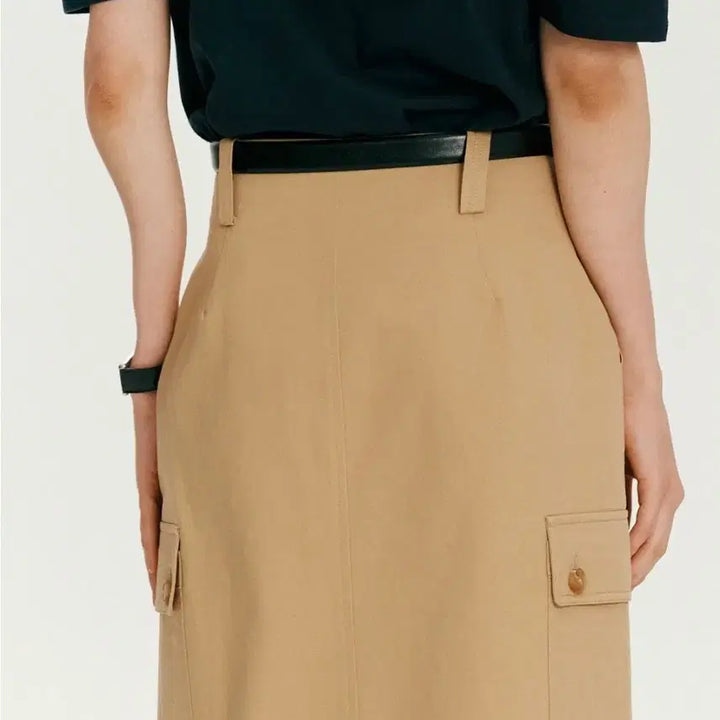 [BUNJANG] BEMUSE MANSION Slit Hem Skirt / BEMUSE MANSION 비뮤즈맨션 스커트