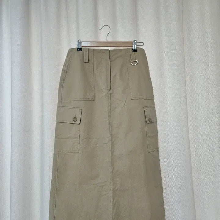 [BUNJANG] BEMUSE MANSION Slit Hem Skirt / BEMUSE MANSION 비뮤즈맨션 스커트