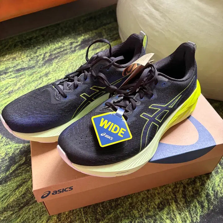 [BUNJANG] Asics NovaBlast 4 2E Wide Black Blue Expans Running Shoes / 아식스 노바블라스트 4 블랙 블루 익스팬스  - 2E 와이드 280