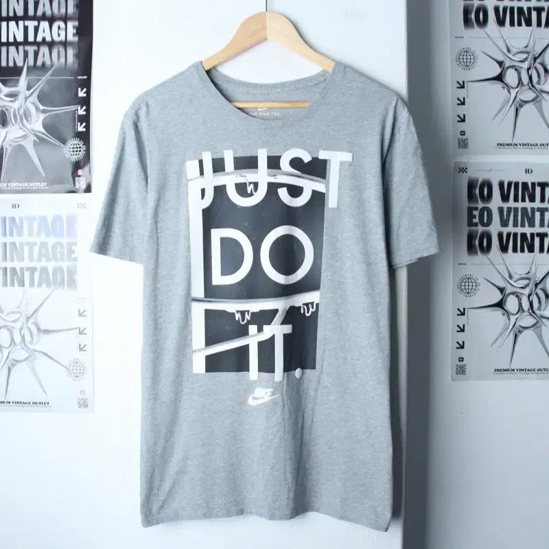 [BUNJANG] Nike Big Logo T-Shirt XL Gray / (L-XL) 나이키 반팔 티셔츠 빅로고 그레이 올드스쿨-75A3