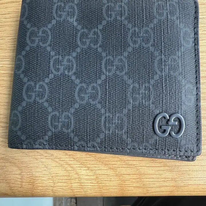 [BUNJANG] Gucci GG Supreme Bi-fold Wallet / 구찌 GG 패턴 반지갑 블