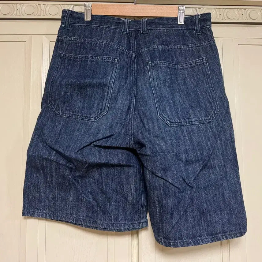 [BUNJANG] 8SECONDS Bermuda Raw Denim Pants Size 78 / 에잇세컨즈 버뮤다 생지 데님 팬츠 78