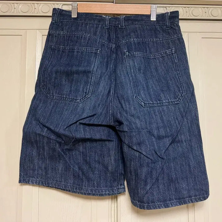 [BUNJANG] 8SECONDS Bermuda Raw Denim Pants Size 78 / 에잇세컨즈 버뮤다 생지 데님 팬츠 78