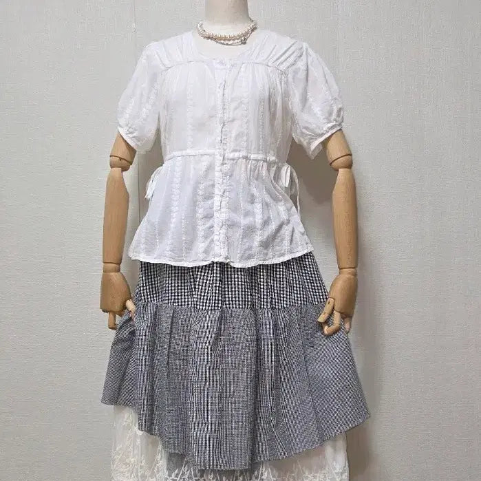 [BUNJANG] White Blouse and Check Lace Tiered Skirt Set / 화이트블라우스 + 체크레이스 캉캉 스커트
