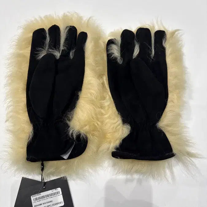[BUNJANG] Maison Margiela Tabi Boots / [Free] 무스너클 베이지 아크틱 미튼