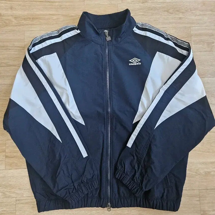 [BUNJANG] Umbro UK Heritage Windbreaker / 엄브로 UK 헤리티지 바람막이