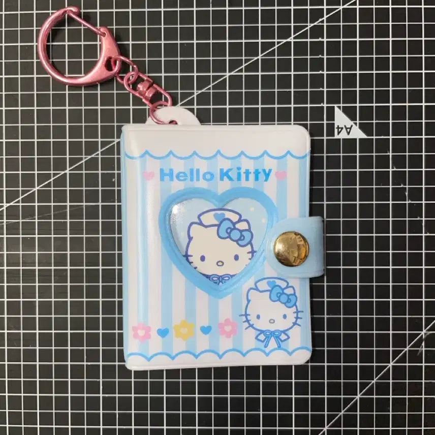 [BUNJANG] Hello Kitty Photo Card Collector Book Keychain / 헬로키티 증사 콜렉트북 키링