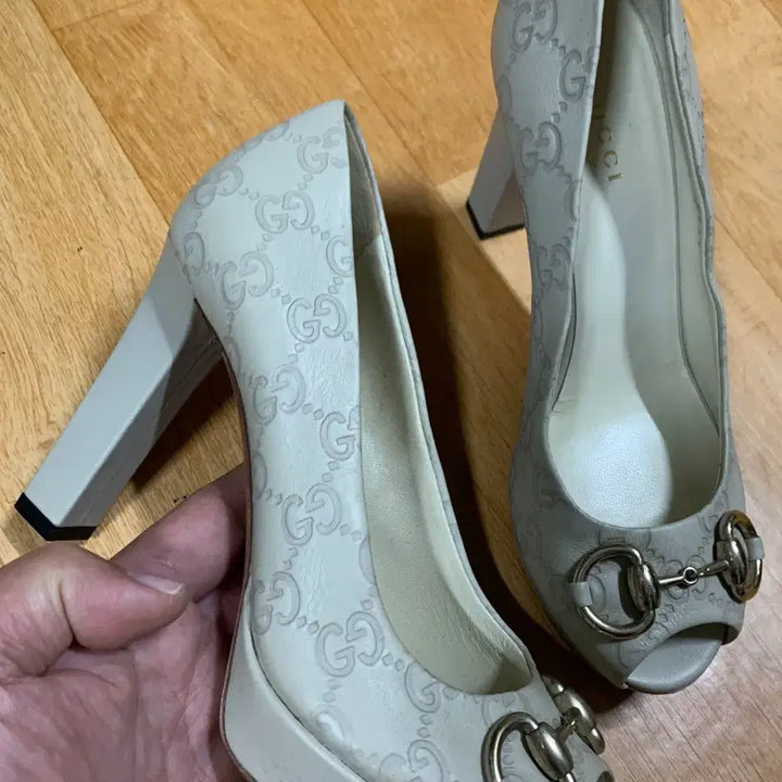 [BUNJANG] Gucci GG Logo Open Toe Platform Heels / GUCCI 구찌 GG-로고 오픈 토 플랫폼(35.5 사이즈)