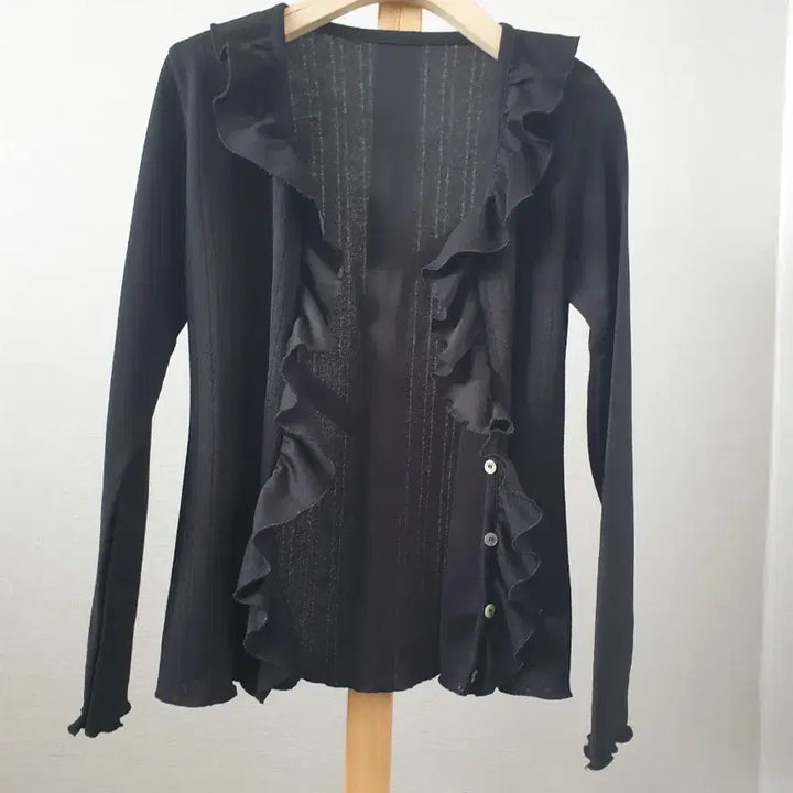 [BUNJANG] Black Ruffle Cardigan T-Shirt / 국산 블랙 프릴 장식 가디건 겸 티 신축성좋음 싸이즈F