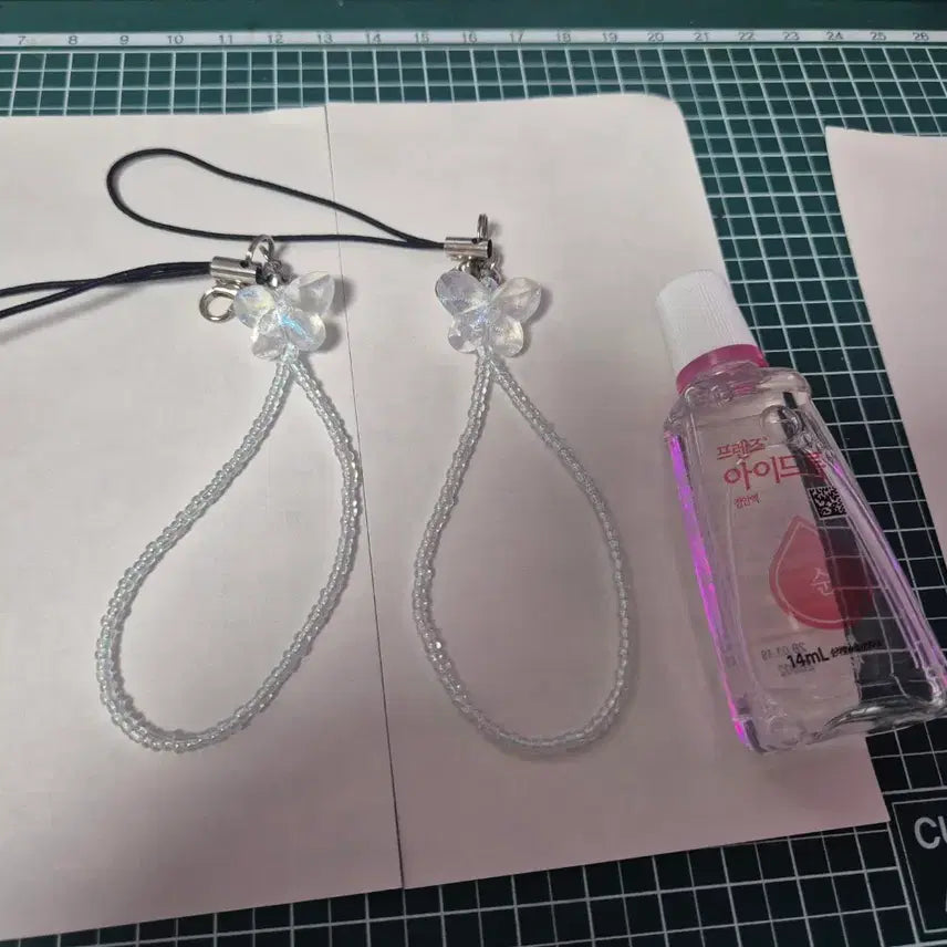 [BUNJANG] Handmade Keychain/Phone Strap Bundle Set / 핸드메이드 키링/핸드폰줄 8개 일괄 판매