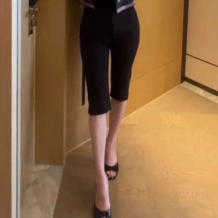 [BUNJANG] Slit Capri Pants / 슬릿 카프리 팬츠 (착샷)