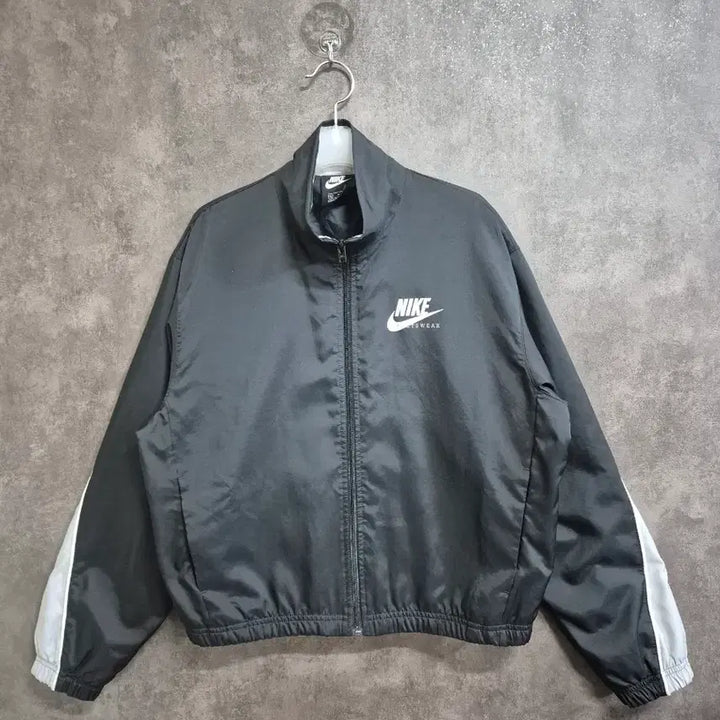 [BUNJANG] Nike Heritage Woven Jacket (Size M/85) / 나이키 헤리티지 우븐 재킷 m 85 CZ8607-010