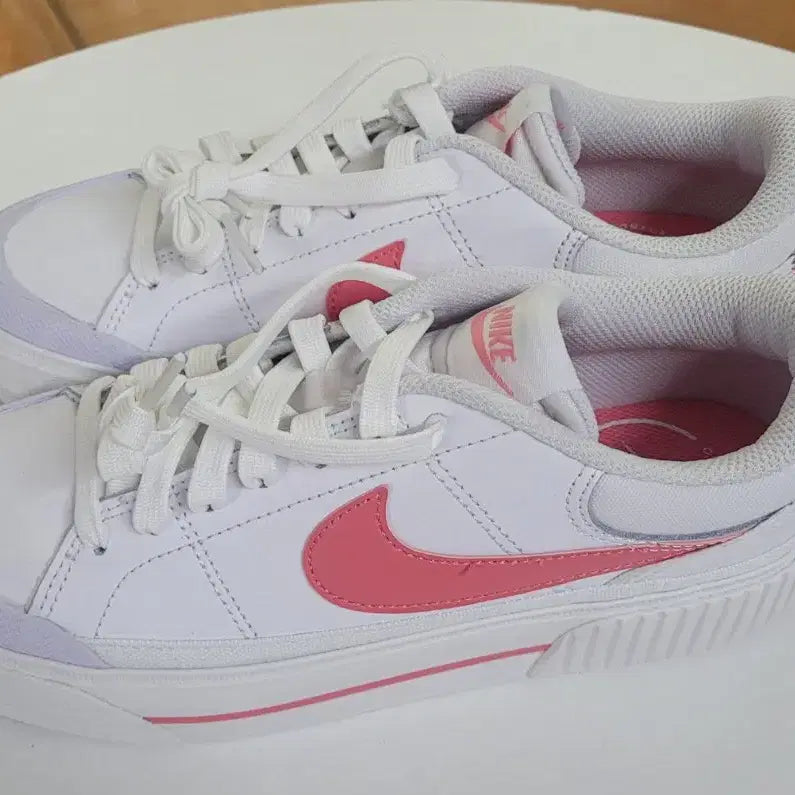 [BUNJANG] Nike White Pink Sneakers / 나이키 흰핑 스니커즈 운동화