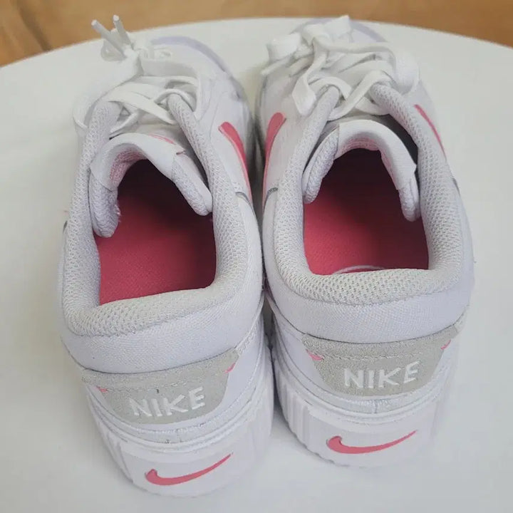 [BUNJANG] Nike White Pink Sneakers / 나이키 흰핑 스니커즈 운동화