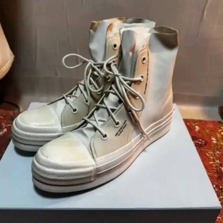 [BUNJANG] Converse Ambush x Chuck 70 Hi White / 컨버스 앰부쉬 하이 화이트 300사이즈 판매합니다!
