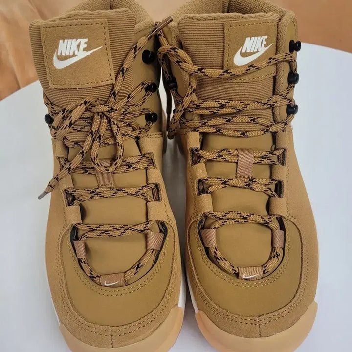 [BUNJANG] Nike Brown Women&