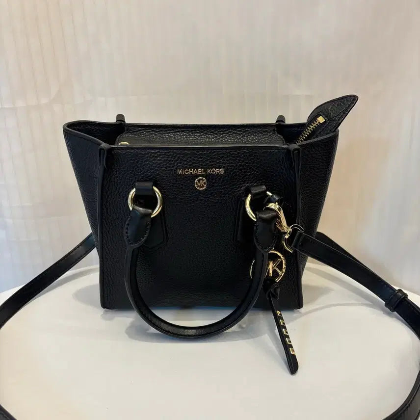 [BUNJANG] Michael Kors Leather Crossbody Bag / 정품 마이클코어스 가죽 크로스백