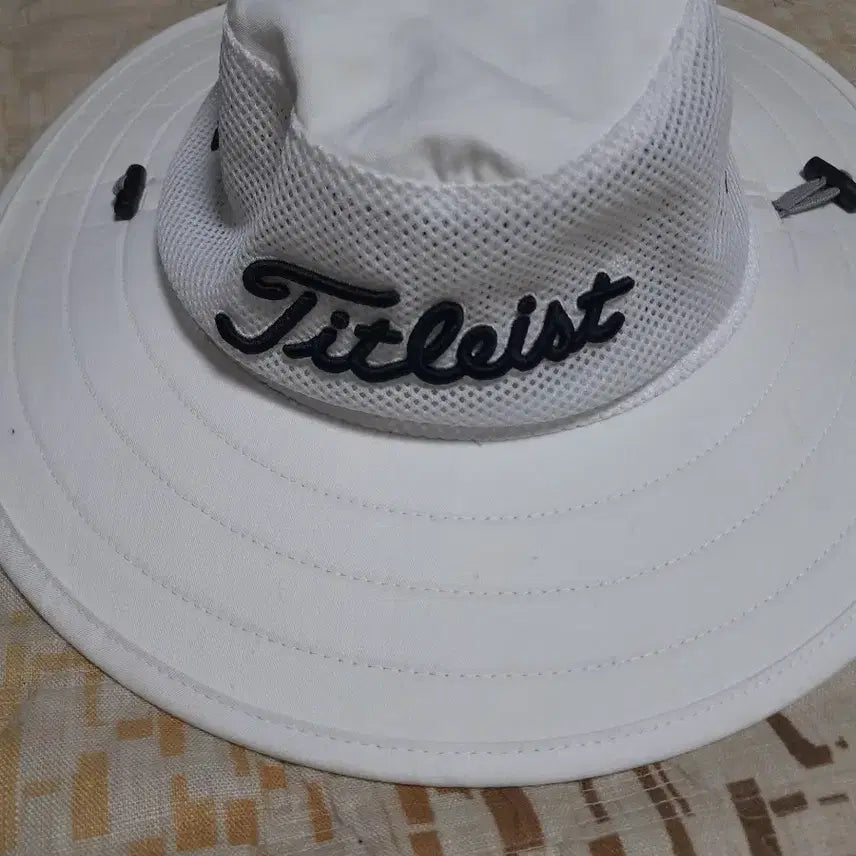 [SOLD OUT] 타이틀리스트 흰색 골프 햇