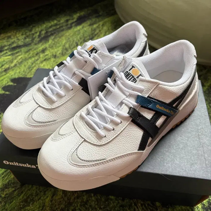 [BUNJANG] Onitsuka Tiger Delegation EX White Black Sneakers / 오니츠카 타이거 델리게이션 EX 화이트 블랙 245 일본정품