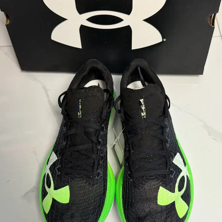 [BUNJANG] Under Armour Velocity Elite 2 Running Shoes (3027205-005) / 언더아머 벨로시티 엘리트2 런닝화(3027205-005)