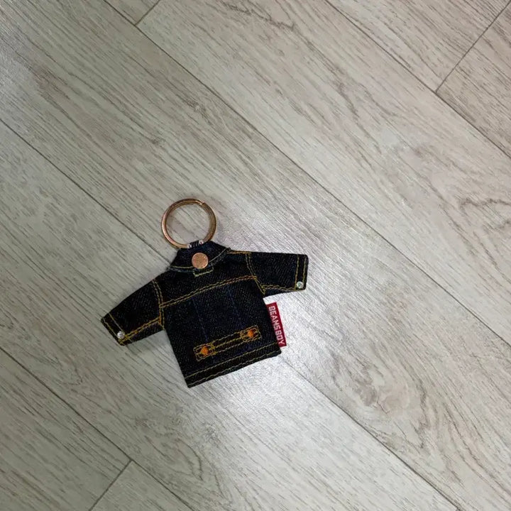 [BUNJANG] BEAMS Denim Jacket Keyring / 빔즈 데님 자켓 키링