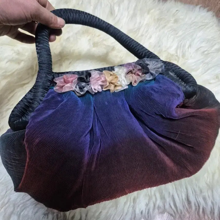 [BUNJANG] Pleated Flower Embellished Tote Bag / 플리츠 주름 꽃 장식 토트백 여러개 개당