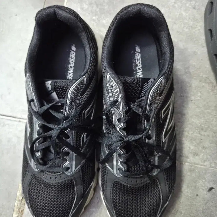 [BUNJANG] New Balance Black Mesh Running Shoes 290 / 뉴발란스 검정색 운동화 메쉬 런닝화290