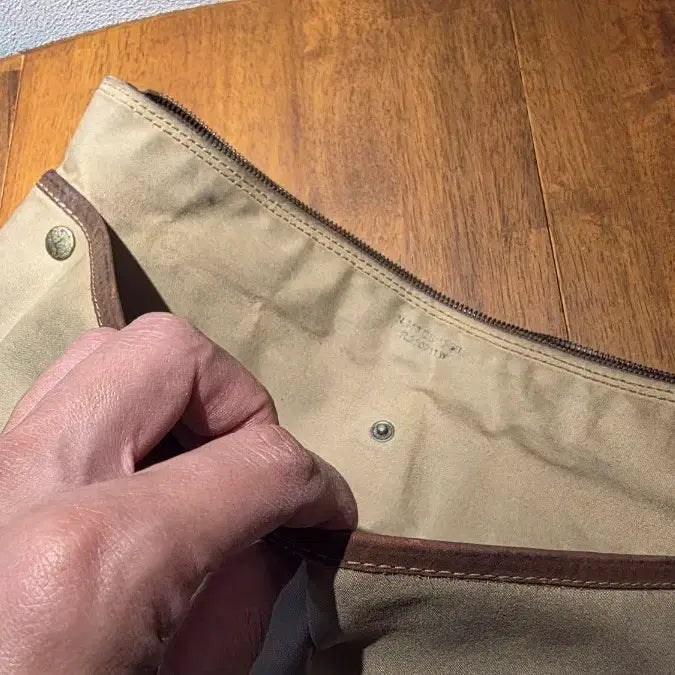 [BUNJANG] JE.F British Millerain Leather Clutch / 제프(je.f / jeff.ltd) 브리티시 밀러레인 클러치