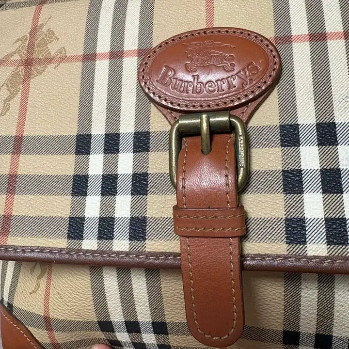 [BUNJANG] Burberry Authentic Classic Check Crossbody Bag / 버버리정품 클래식 체크 크로스백