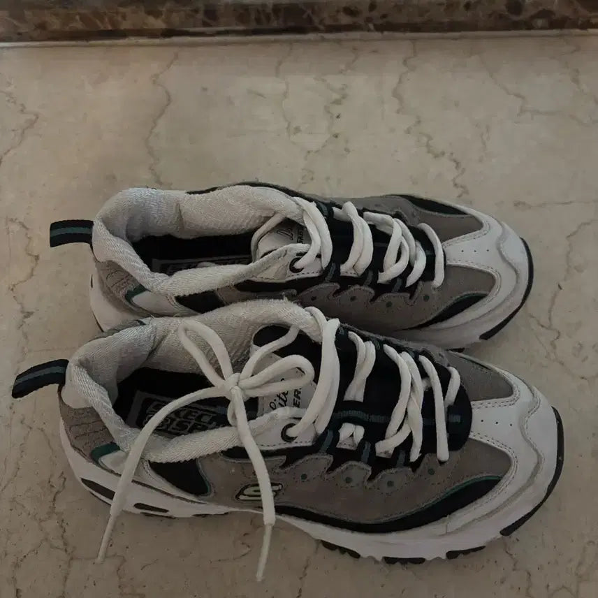[BUNJANG] Skechers Sneakers / 스케쳐스 스니커즈