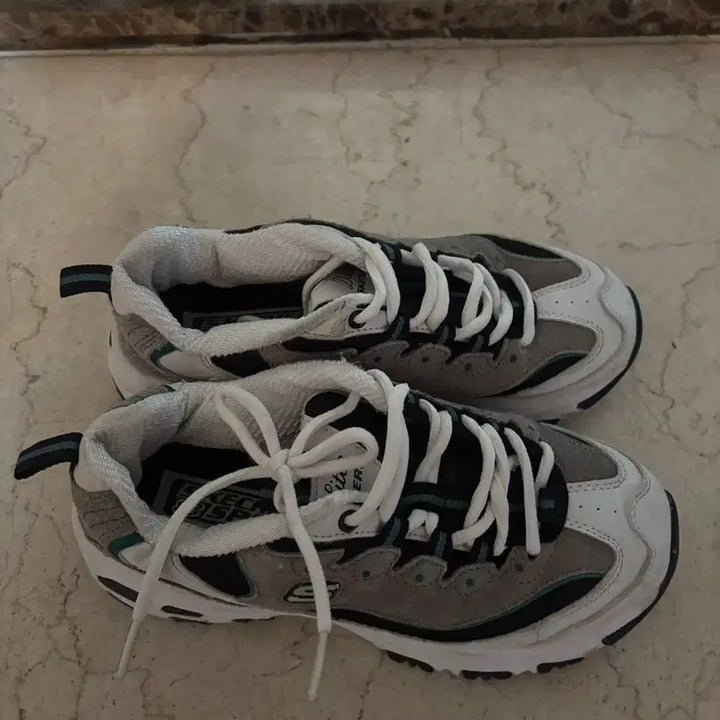 [BUNJANG] Skechers Sneakers / 스케쳐스 스니커즈