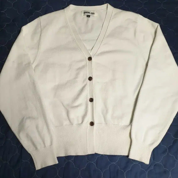 [BUNJANG] General Idea 24s Modal Blend V-Neck Cardigan (M) / 제너럴아이디어 24s 모달혼방 브이넥 가디건 (M)