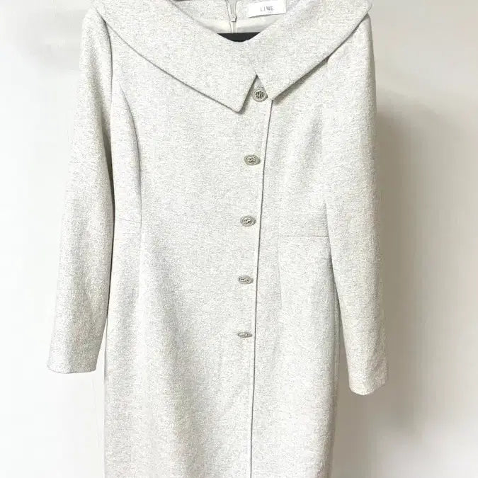 [BUNJANG] LINE Ivory Wool Coat / LINE 라인 아이보리 모직 코트