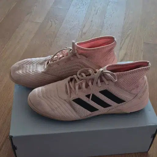 [BUNJANG] Adidas Predator Tango 18.3 TF Futsal Shoes (280-285mm) / 아디다스 프레데터 풋살화 280-285