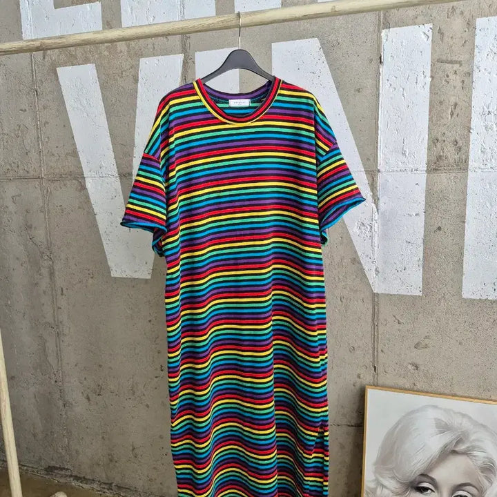 [BUNJANG] Rainbow Stripe Short-Sleeve Long Dress / 꾸안꾸 무지개 스트라이프 반팔 롱 원피스(TS2
