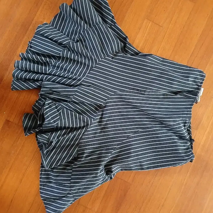 [BUNJANG] Giorgio Armani Asymmetrical Skirt Size 6 / 아르마니 정품 언발란스 스커트 6