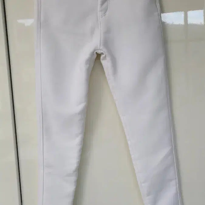 [BUNJANG] White Skinny Jeans with Fleece Lining / 화이트 스키니진 기모바지
