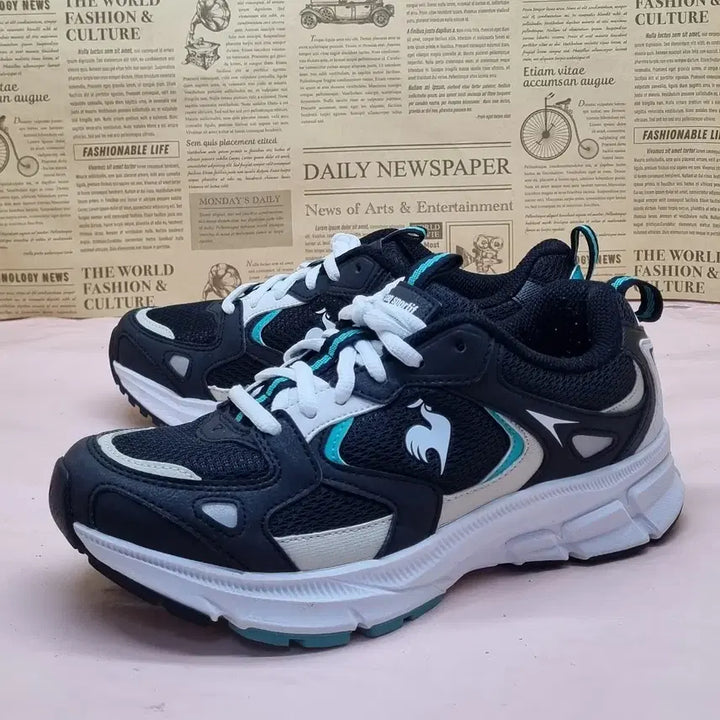 [BUNJANG] Le Coq Sportif Cardium Sneakers 245 / 르꼬끄 카디엄 운동화245