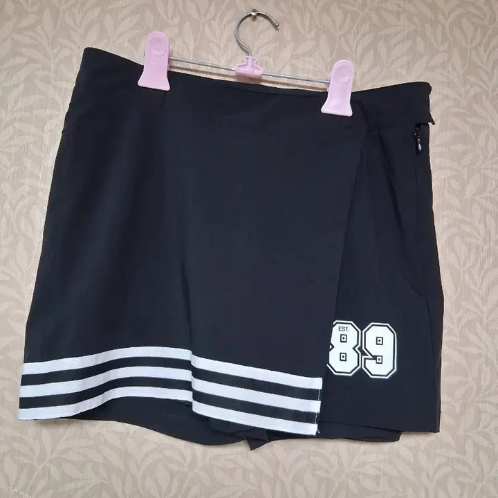 [BUNJANG] Black Skirt Shorts EST.89 Detail L / 블랙 치마바지 스타일 89포인트(L)