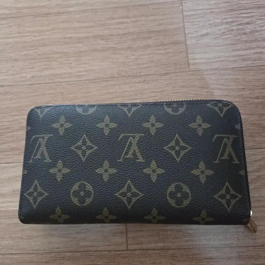 [BUNJANG] Louis Vuitton Long Wallet / 루이비통 장지갑