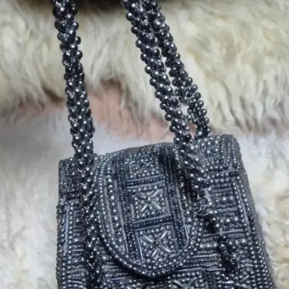[BUNJANG] Beaded Vintage Tote Bag / 비즈 장식 빈티지 핸드백 가방