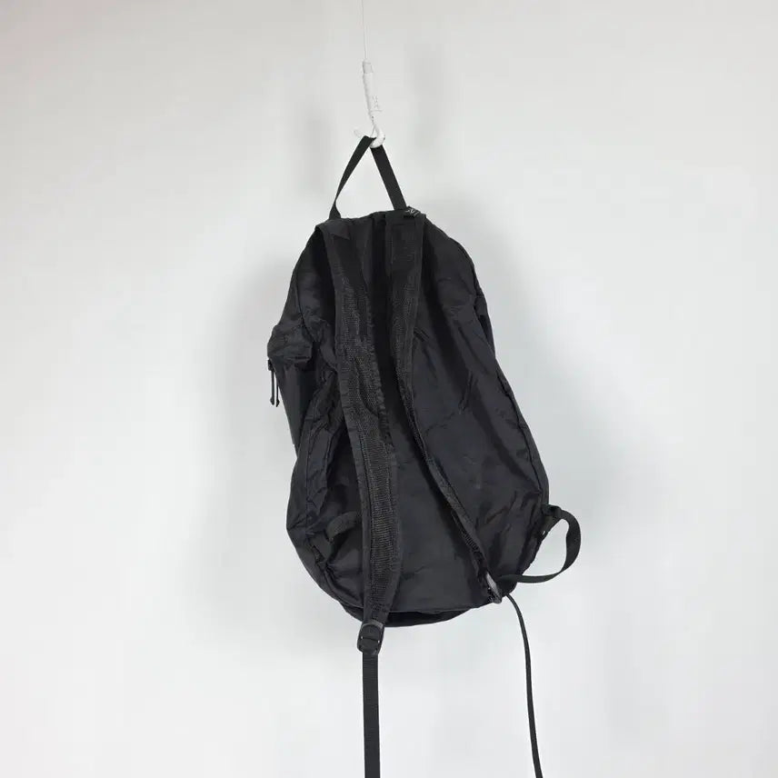 [BUNJANG] Black Lightweight Mesh Backpack / 블랙 경량 메쉬15 블랙 백팩 0511