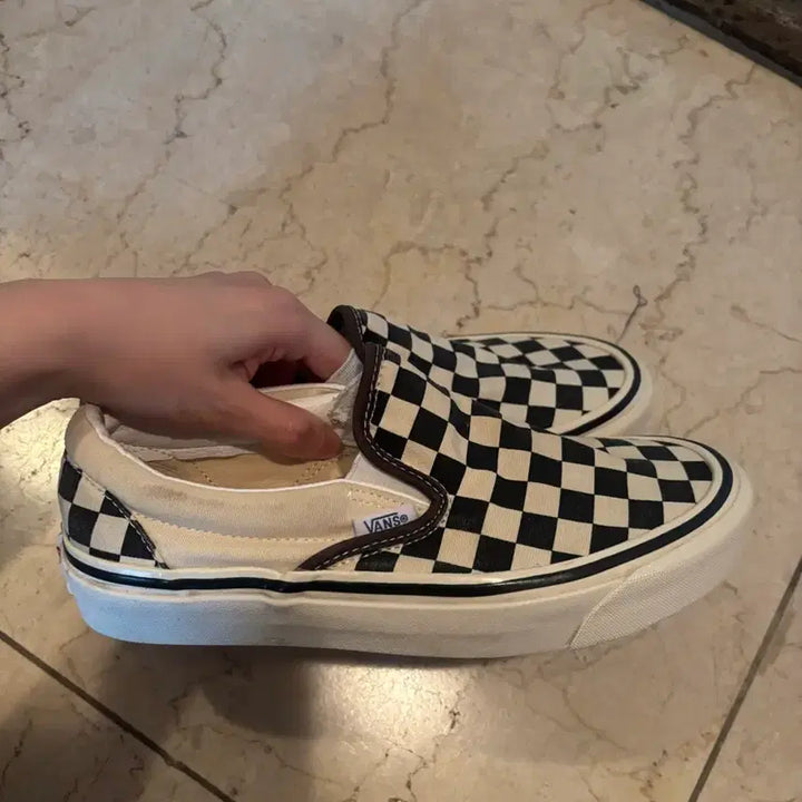 [BUNJANG] Vans Checkerboard Slip-On Shoes / 반스 체커보드 슬립온