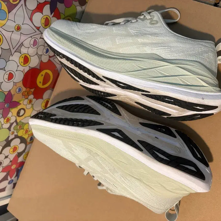 [BUNJANG] Asics Superblast 2 Lake Grey/White Shoes (260) / 아식스 / 슈퍼블라스트2 / 260