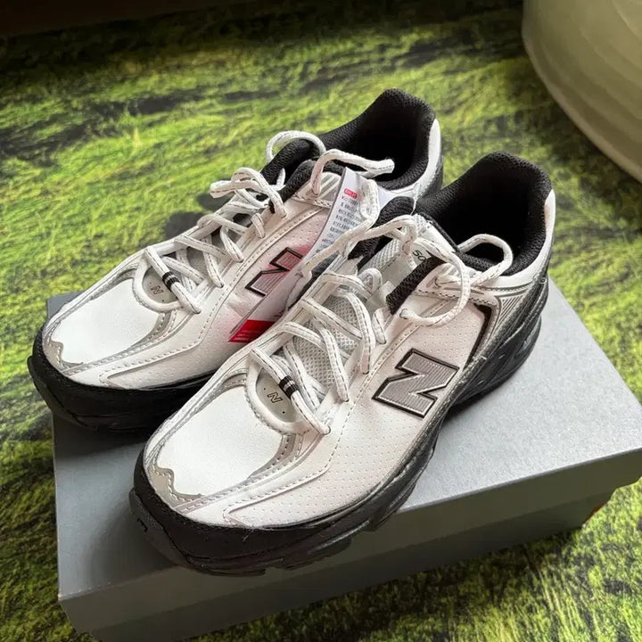 [BUNJANG] New Balance 509 D Standard White Black 225 / 뉴발란스 509 화이트 블랙 - D 스탠다드 225