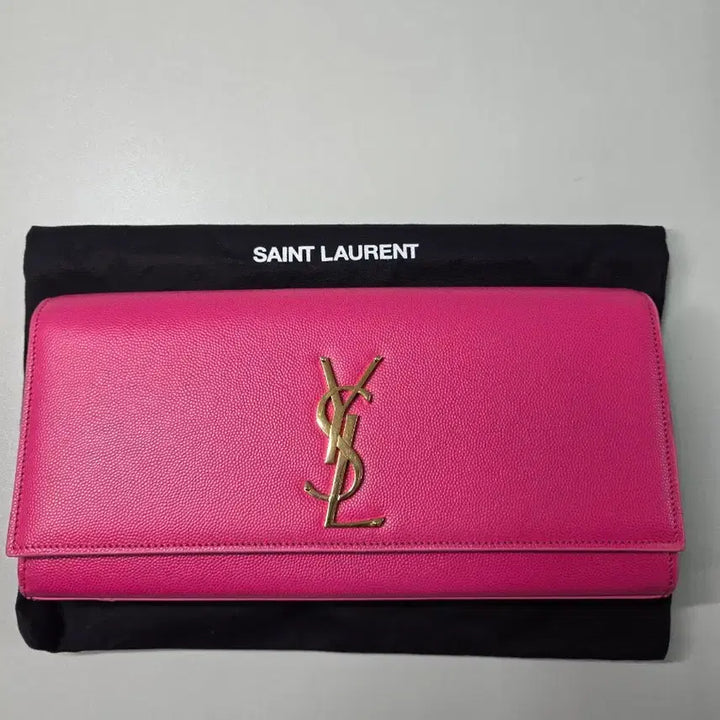 [BUNJANG] Saint Laurent Pink Clutch Bag Gold Logo / 생로랑 핑크 클러치백 금장 로고